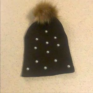 Women Pearls faux fur pompon warmer hat